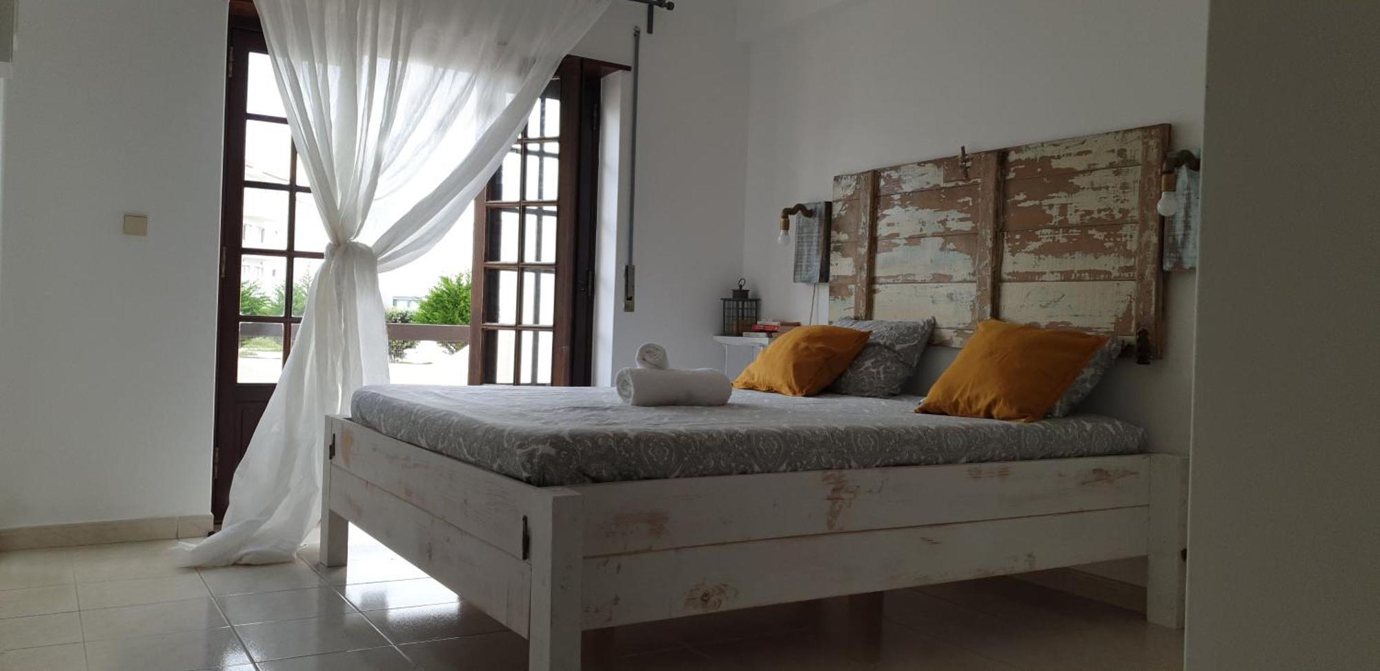 Boa Onda Guesthouse Atouguia Da Baleia Habitación foto